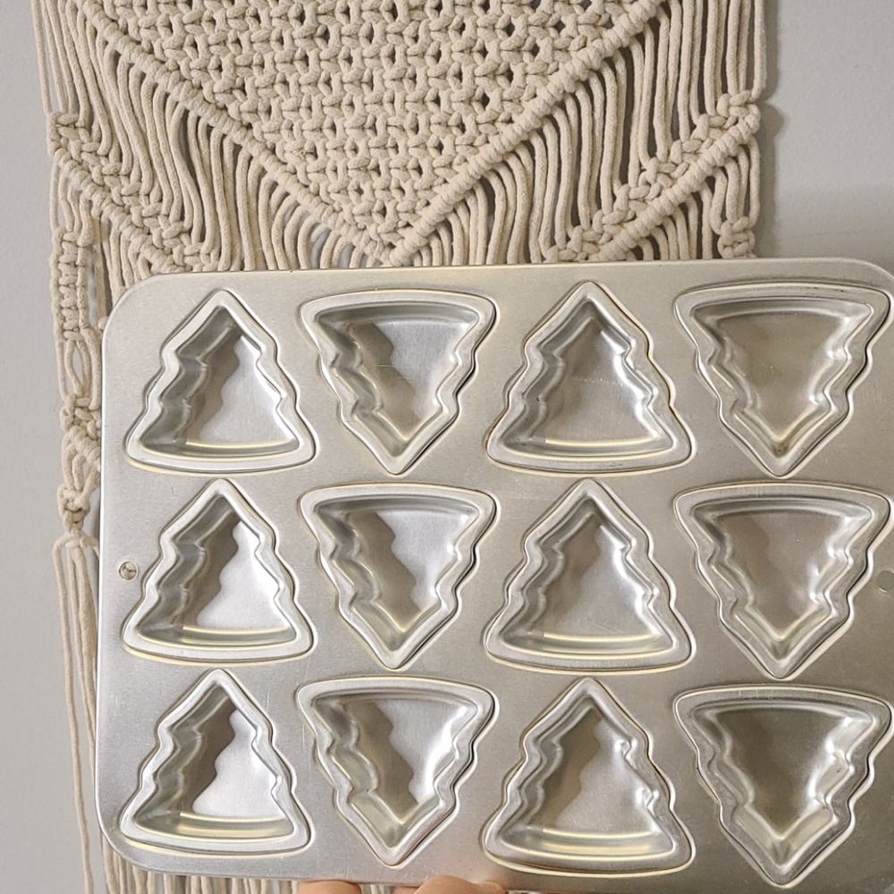 Vintage Christmas Tree Cookie Tray